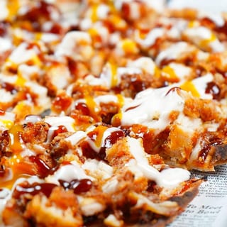 BBQ-Ranch Chicken Flatbread
